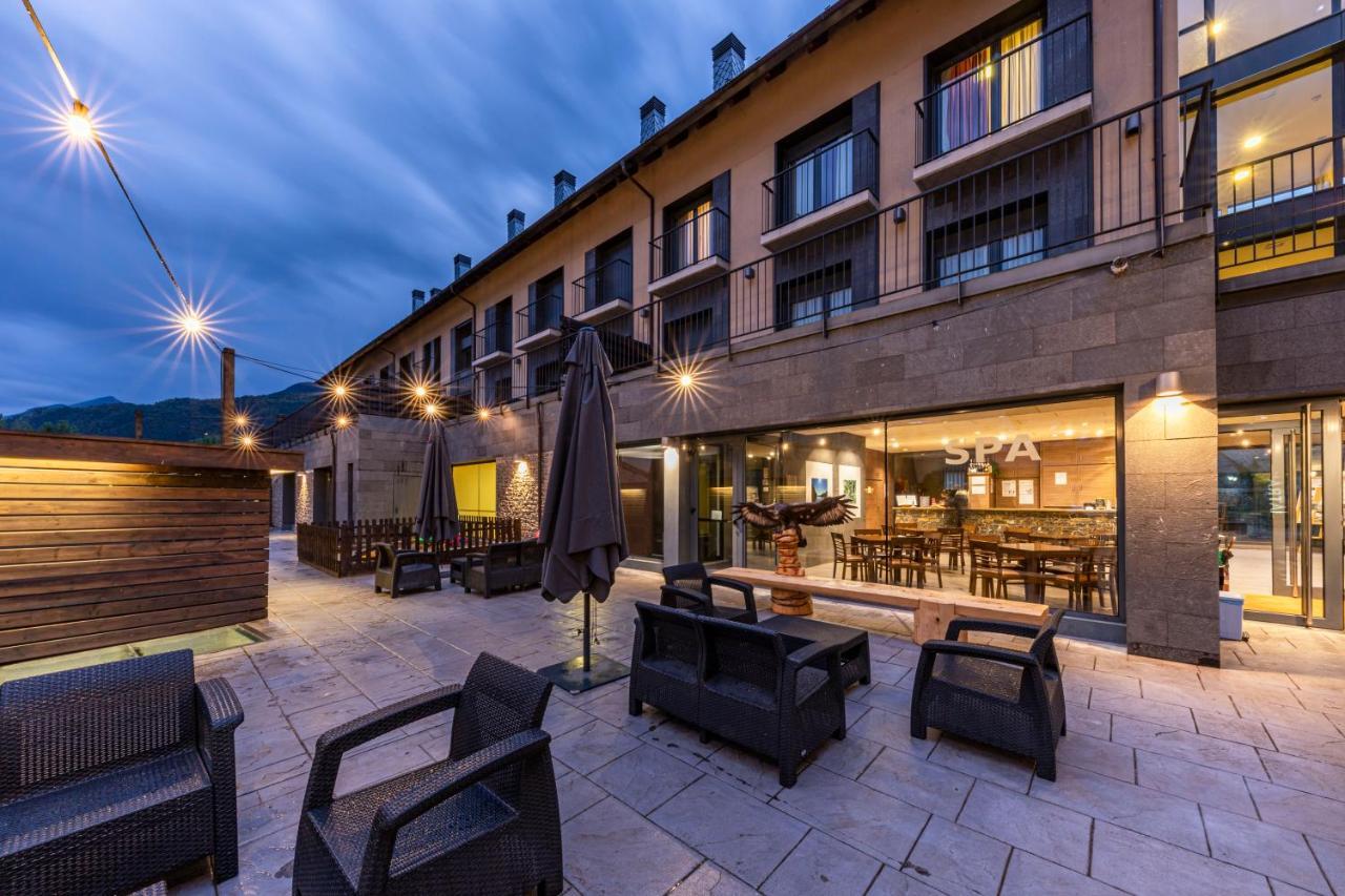 Apartaments Trainera Esterri D'Aneu Exterior photo