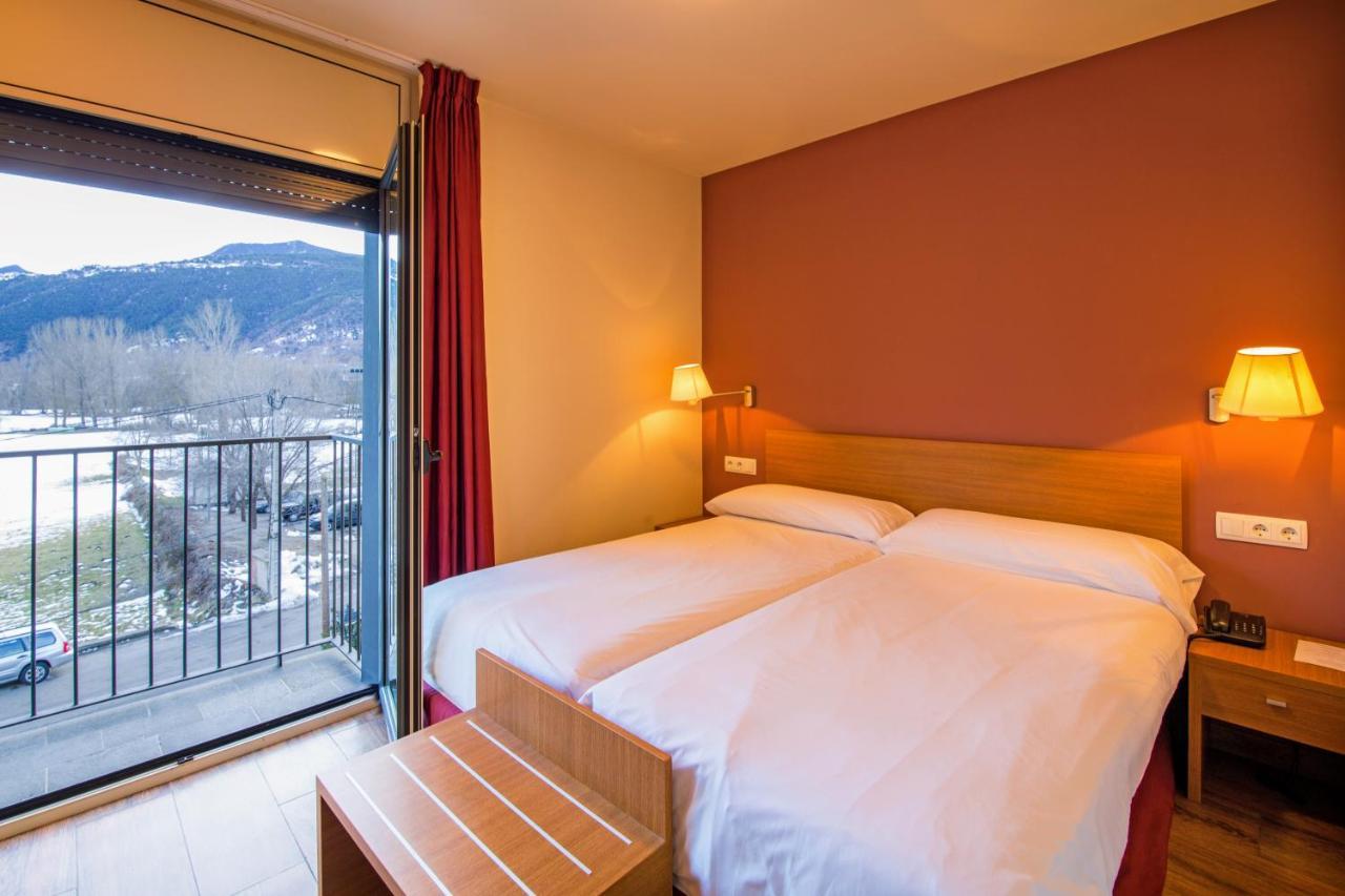 Apartaments Trainera Esterri D'Aneu Exterior photo